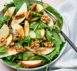 EASY SPINACH AND APPLE SALAD
